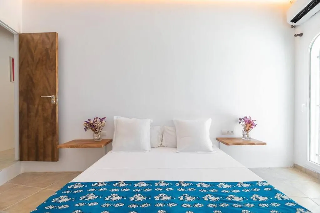 Villa En San Jose Con Vistas Al Mar, Piscina Y 7 Habitaciones Кала-Ваделья