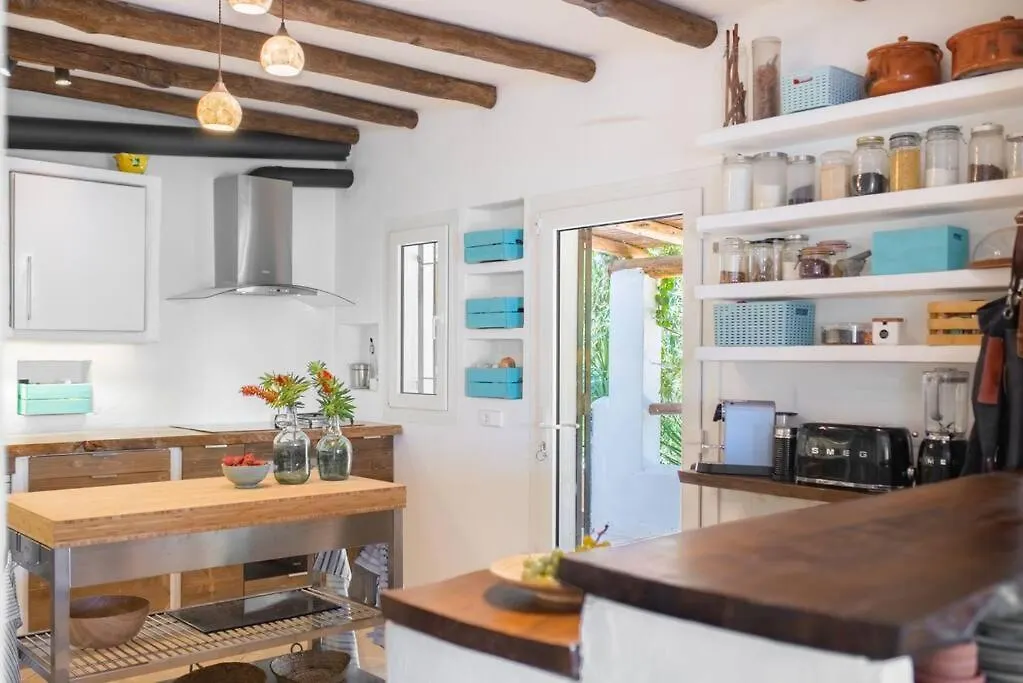 Villa En San Jose Con Vistas Al Mar, Piscina Y 7 Habitaciones Кала-Ваделья